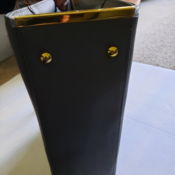 Joy and Iman Large Gray Leather Handbag, Tote - Picture 13 of 14